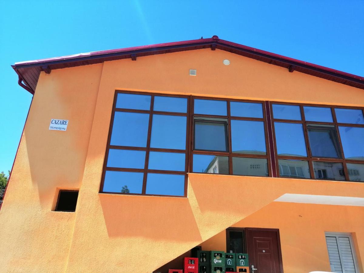 Casa Gabi'S Hotel Orşova Екстериор снимка