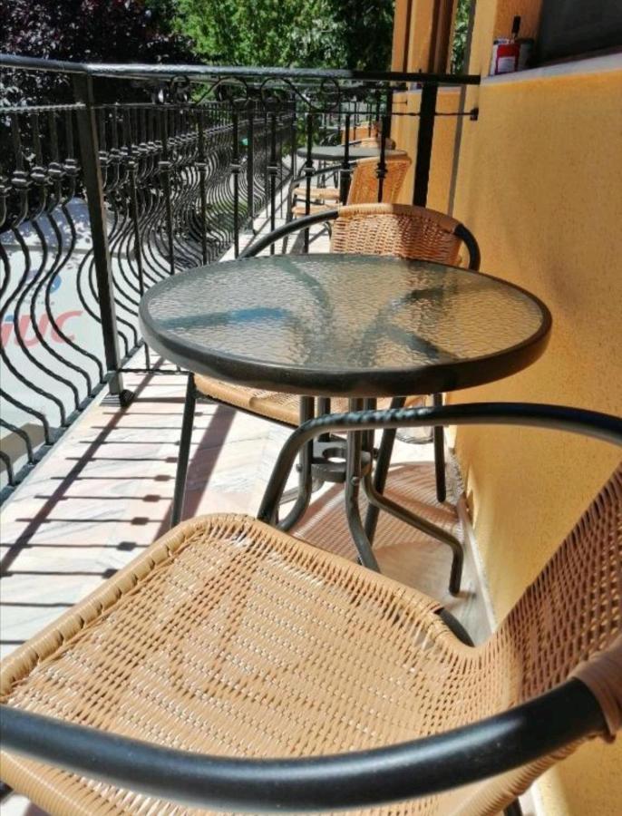 Casa Gabi'S Hotel Orşova Екстериор снимка